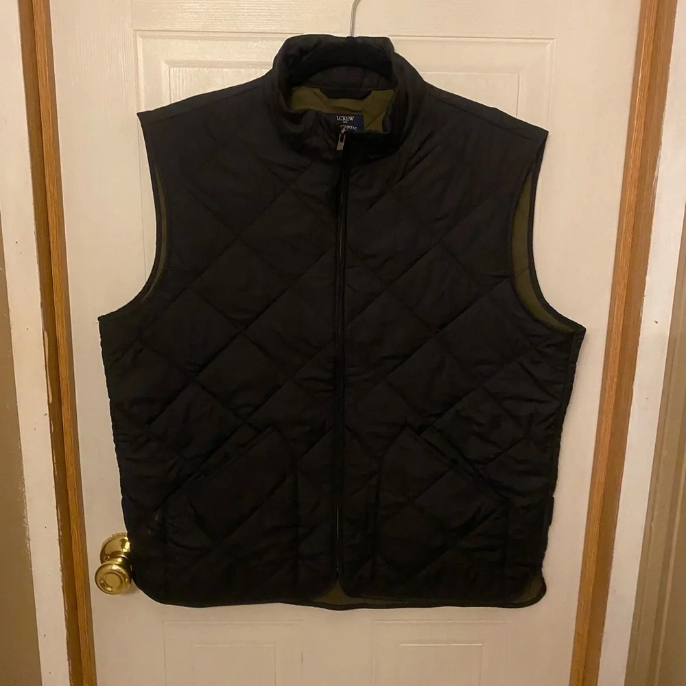 J. Crew Walker Outdoor Quilted Black Reversible Vest